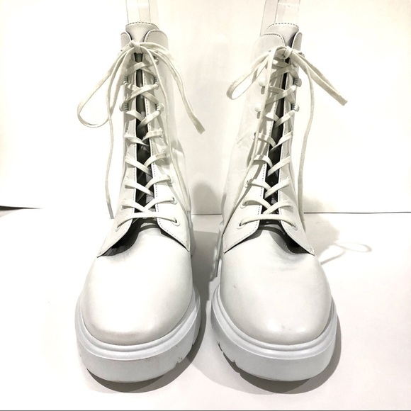Stuart Weitzman Mckenzee Lace-Up Moto Combat Boots All White - Sz 7.5 - Picture 2 of 9